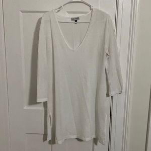 J Valdi white long sleeve tunic